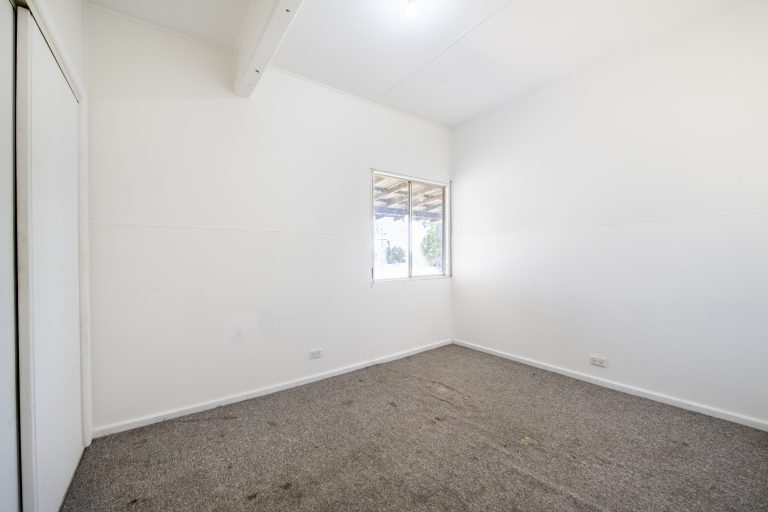 5 bedroom house at 11 Mackeral Street, Mumbil NSW 2820 - photo 9