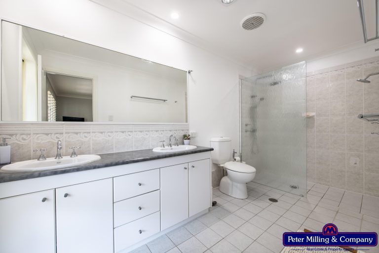 4 bedroom house at 384 Macquarie Street, Dubbo NSW 2830 - photo 7