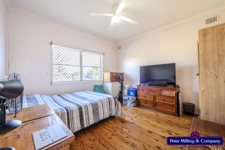 2 bedroom house at 128 Swift Street, Wellington NSW 2820 - photo 3