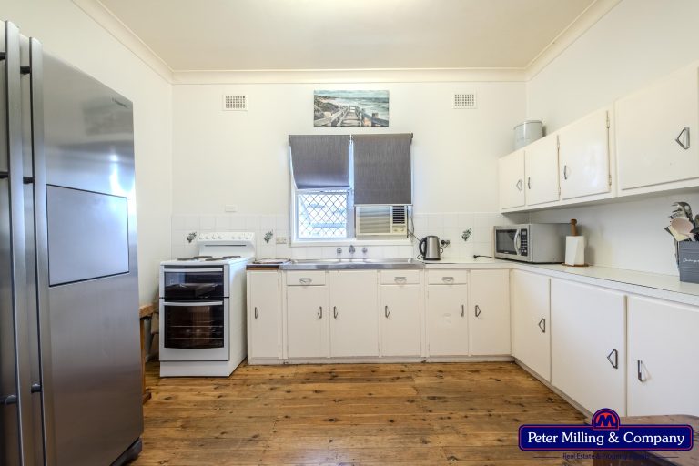 2 bedroom house at 128 Swift Street, Wellington NSW 2820 - photo 6