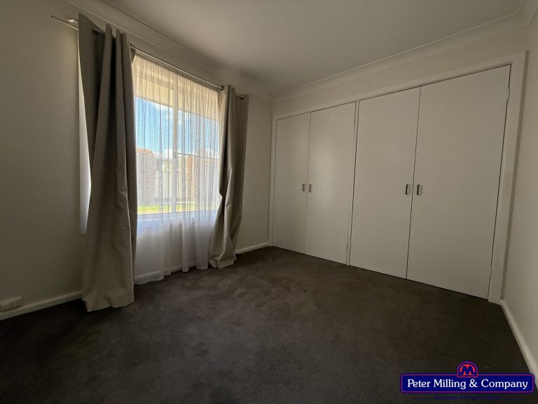 3 bedroom house at 7 Balmoral Place, Dubbo NSW 2830 - photo 6