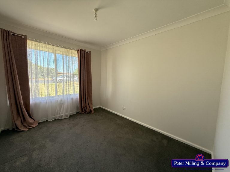3 bedroom house at 7 Balmoral Place, Dubbo NSW 2830 - photo 7