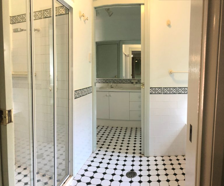 3 bedroom house at 6 Catchpole Close, Dubbo NSW 2830 - photo 3