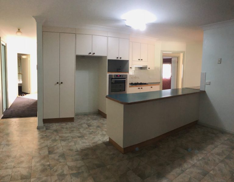 3 bedroom house at 6 Catchpole Close, Dubbo NSW 2830 - photo 4