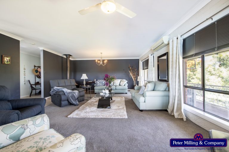 4 bedroom house at 11-13 Cousin Drive, Wellington NSW 2820 - photo 8