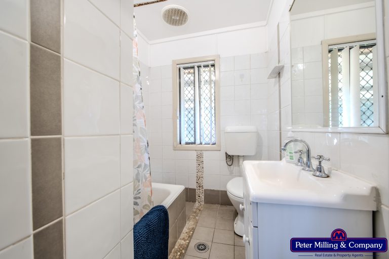 3 bedroom house at 32 Palmer Street, Wellington NSW 2820 - photo 9