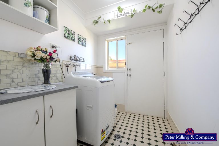 4 bedroom house at 19 York Street, Dubbo NSW 2830 - photo 15