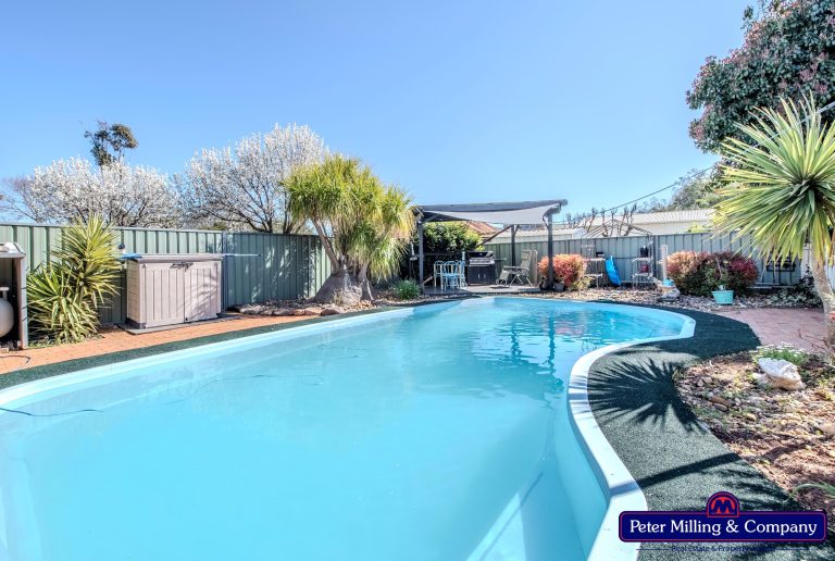4 bedroom house at 19 York Street, Dubbo NSW 2830 - photo 18