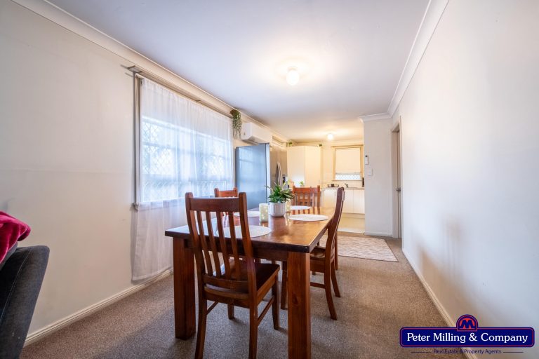 4 bedroom house at 135 Thornton Street, Wellington NSW 2820 - photo 5