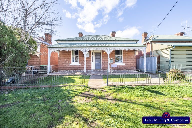 3 bedroom house at 22 Simpson Street, Wellington NSW 2820