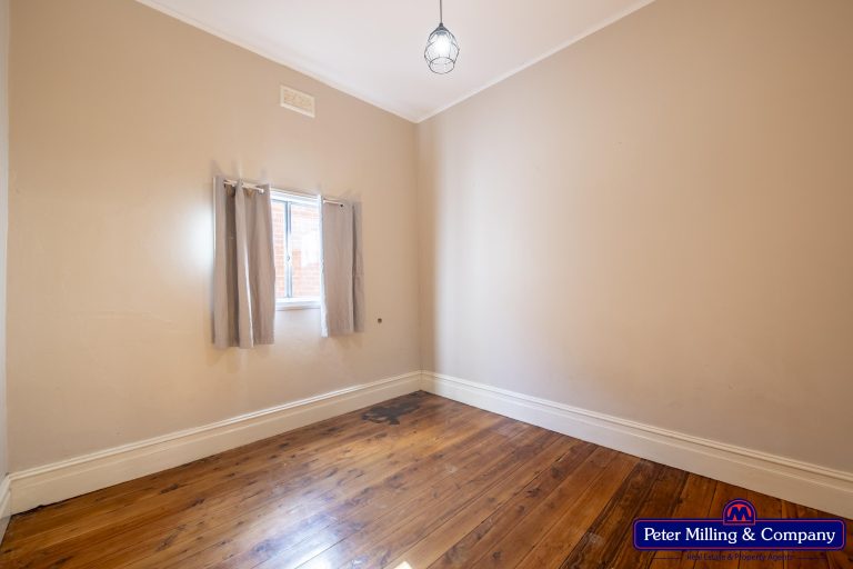 3 bedroom house at 22 Simpson Street, Wellington NSW 2820 - photo 8