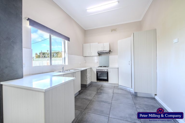 3 bedroom house at 22 Simpson Street, Wellington NSW 2820 - photo 10