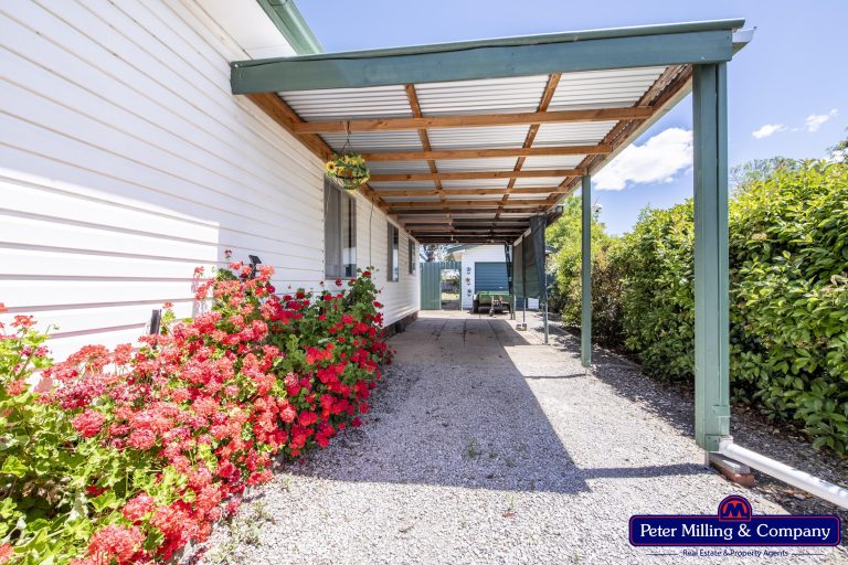 3 bedroom house at 64 Apsley Crescent, Mumbil NSW 2820 - photo 3