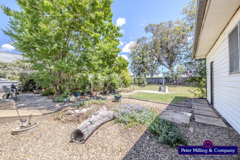 3 bedroom house at 64 Apsley Crescent, Mumbil NSW 2820 - photo 16