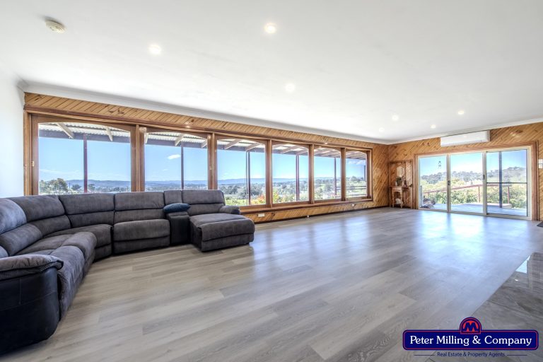 4 bedroom house at 50 Tarrawingee Road Mumbil Via, Wellington NSW 2820 - photo 6