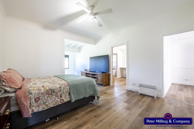 4 bedroom house at 50 Tarrawingee Road Mumbil Via, Wellington NSW 2820 - photo 16