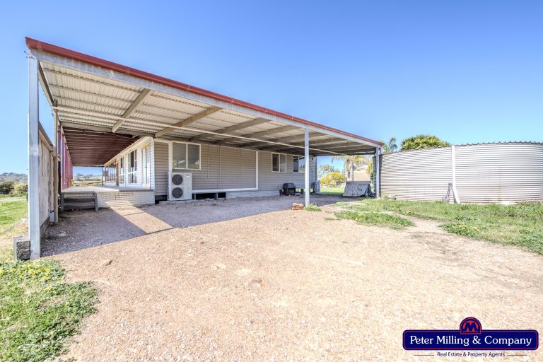 4 bedroom house at 50 Tarrawingee Road Mumbil Via, Wellington NSW 2820 - photo 21