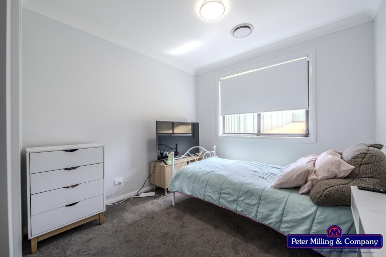 4 bedroom house at 16 Melaleuca Drive, Wellington NSW 2820 - photo 15