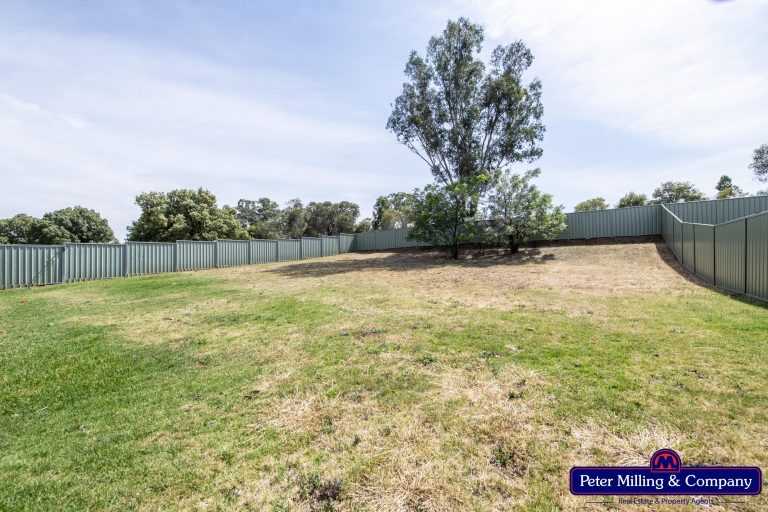 4 bedroom house at 16 Melaleuca Drive, Wellington NSW 2820 - photo 20