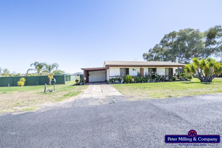 3 bedroom house at 27 Sports Parade Mumbil Via, Wellington NSW 2820 - photo 2