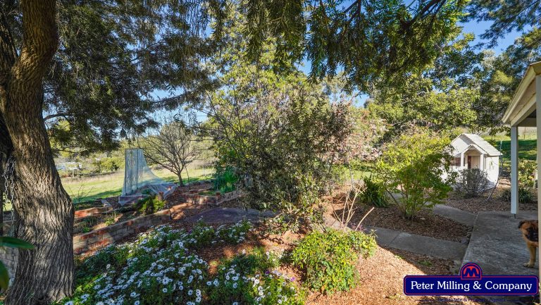 3 bedroom acreage semi-rural at 39 Gould League Place, Wellington NSW 2820 - photo 7