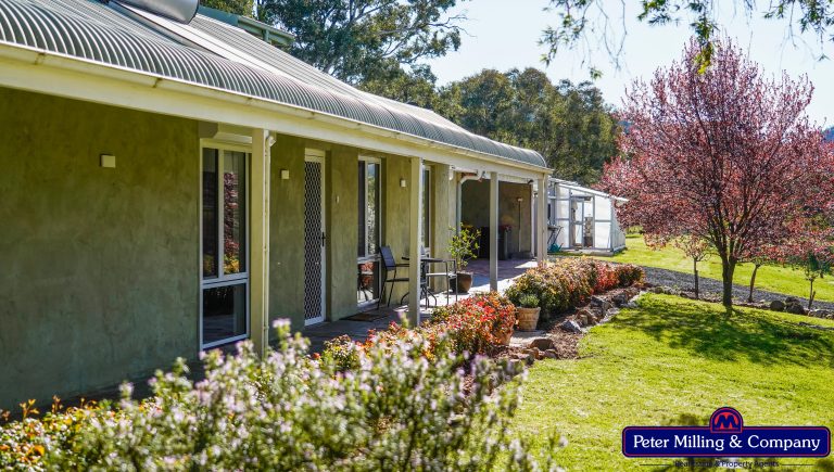3 bedroom acreage semi-rural at 39 Gould League Place, Wellington NSW 2820 - photo 8
