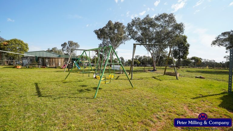 3 bedroom lifestyle property at 621 Eulalie Lane, Walmer NSW 2820 - photo 12
