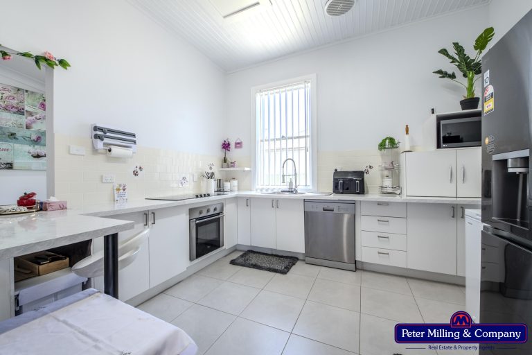 4 bedroom house at 96 Swift Street, Wellington NSW 2820 - photo 13