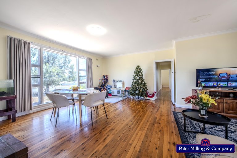 3 bedroom house at 127 Gisborne Street, Wellington NSW 2820 - photo 5