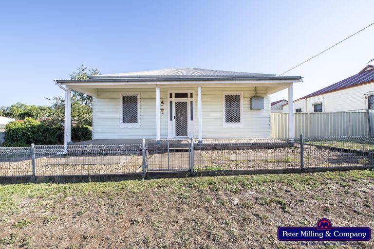 3 bedroom house at 78 Maxwell Street, Wellington NSW 2820