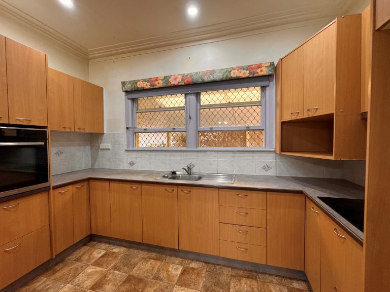 3 bedroom house at 49 Raymond Street, Wellington NSW 2820 - photo 3