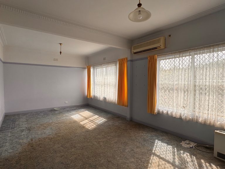 3 bedroom house at 49 Raymond Street, Wellington NSW 2820 - photo 5