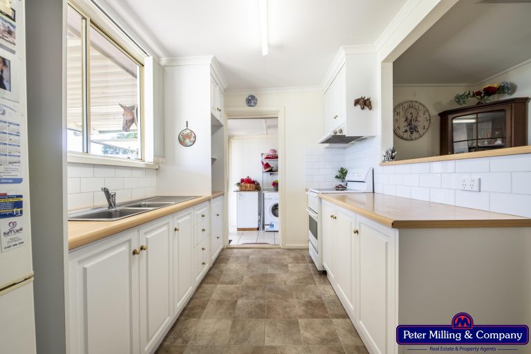 3 bedroom house at 102 Myall Street, Dubbo NSW 2830 - photo 5