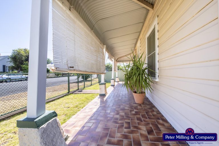 3 bedroom house at 5 Clive Street, Wellington NSW 2820 - photo 3