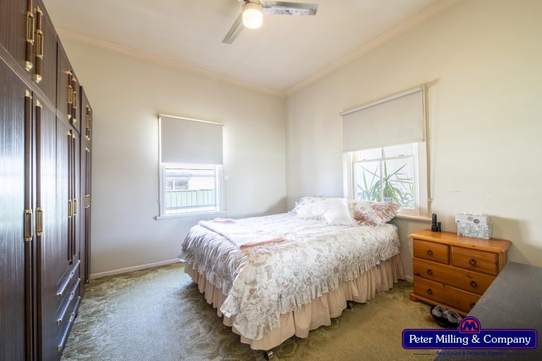 3 bedroom house at 5 Clive Street, Wellington NSW 2820 - photo 12