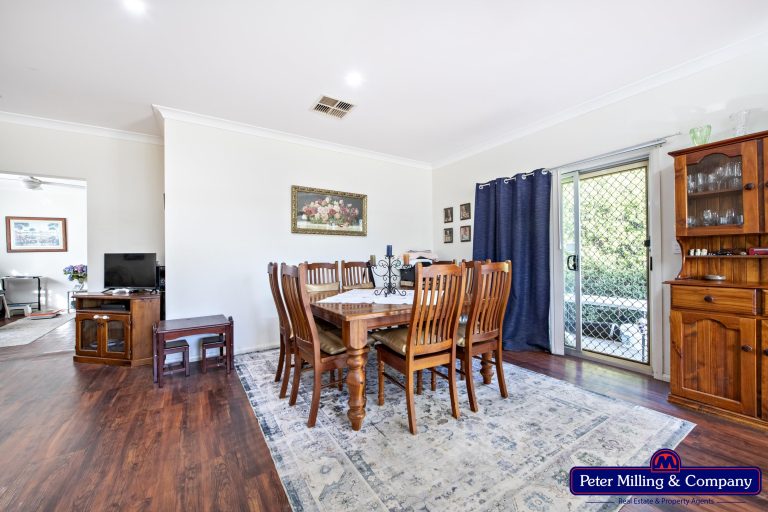 4 bedroom house at 112 Gobolion Street, Wellington NSW 2820 - photo 5
