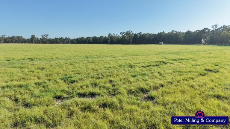3 bedroom mixed farming property at 59 Piambra Road, Binnaway NSW 2395 - photo 12