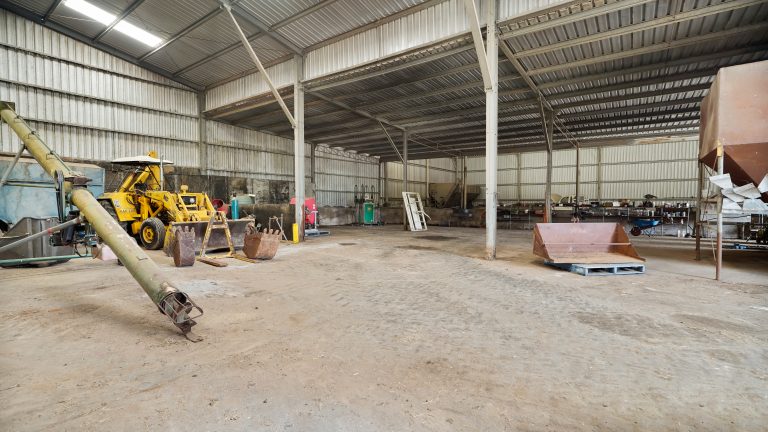 5 bedroom mixed farming property at "Katella" 7878 Newell Highway, Tomingley NSW 2869 - photo 8