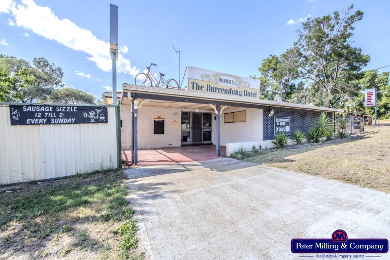 3 bedroom house at 34 & 36 Railway Parade Mumbil Via, Wellington NSW 2820 - photo 2