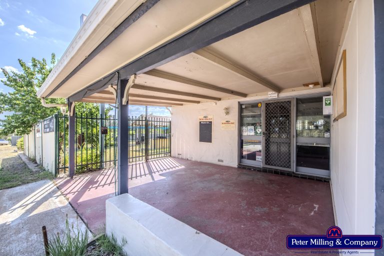 3 bedroom house at 34 & 36 Railway Parade Mumbil Via, Wellington NSW 2820 - photo 4
