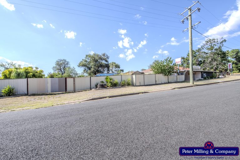 3 bedroom house at 34 & 36 Railway Parade Mumbil Via, Wellington NSW 2820 - photo 29