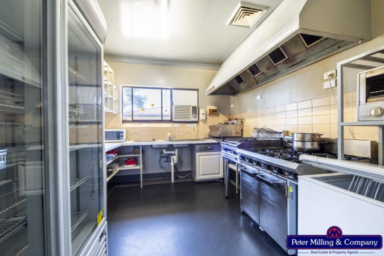 3 bedroom house at 34 & 36 Railway Parade Mumbil Via, Wellington NSW 2820 - photo 14