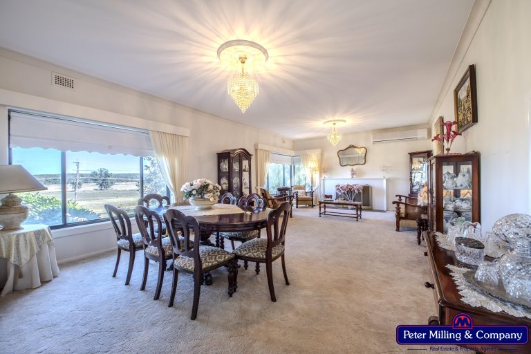 4 bedroom house at 442 Macquarie Street, Dubbo NSW 2830 - photo 3