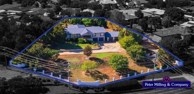 4 bedroom house at 442 Macquarie Street, Dubbo NSW 2830 - photo 15