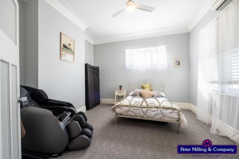 3 bedroom house at 116 Swift Street, Wellington NSW 2820 - photo 6
