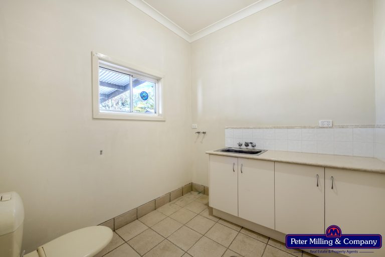 4 bedroom house at 85 Gisborne Street, Wellington NSW 2820 - photo 14
