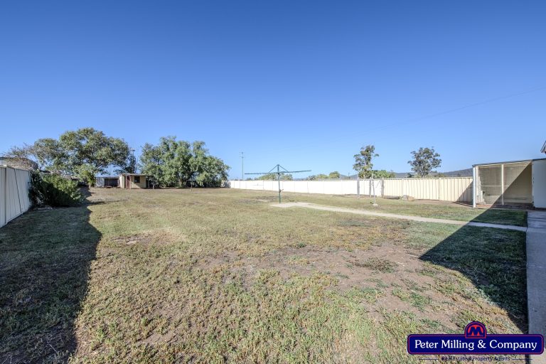 3 bedroom house at 29 Charles Street, Wellington NSW 2820 - photo 22