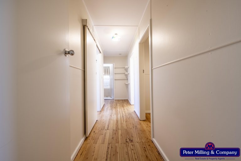 3 bedroom house at 29 Charles Street, Wellington NSW 2820 - photo 6