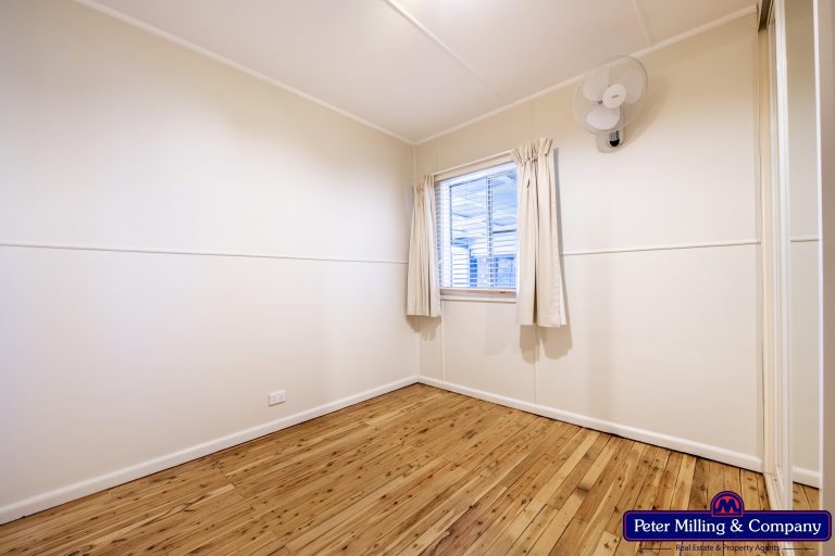 3 bedroom house at 29 Charles Street, Wellington NSW 2820 - photo 12