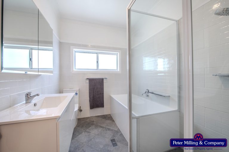 3 bedroom house at 29 Zouch Street, Wellington NSW 2820 - photo 6